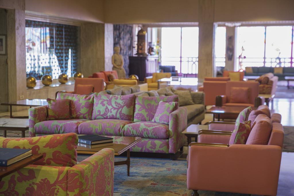 Hotel Al Bustan Beit Mery Esterno foto