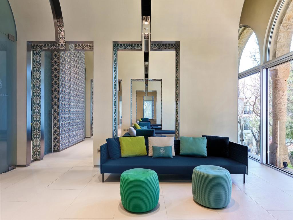 Hotel Al Bustan Beit Mery Esterno foto