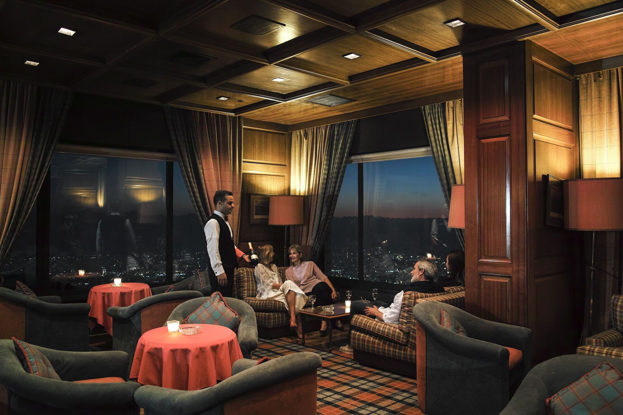 Hotel Al Bustan Beit Mery Esterno foto